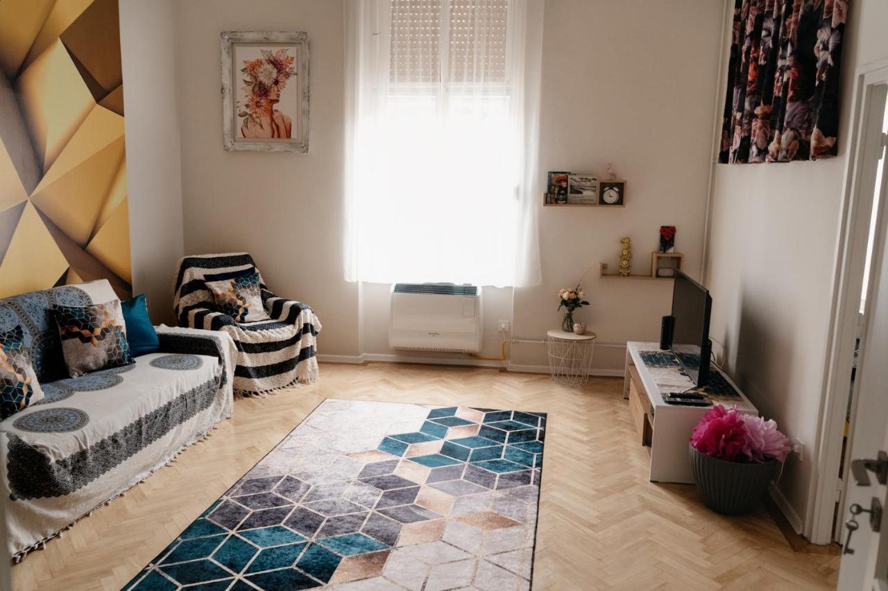 Fand Center Apartman Luxury Szeged Exterior photo